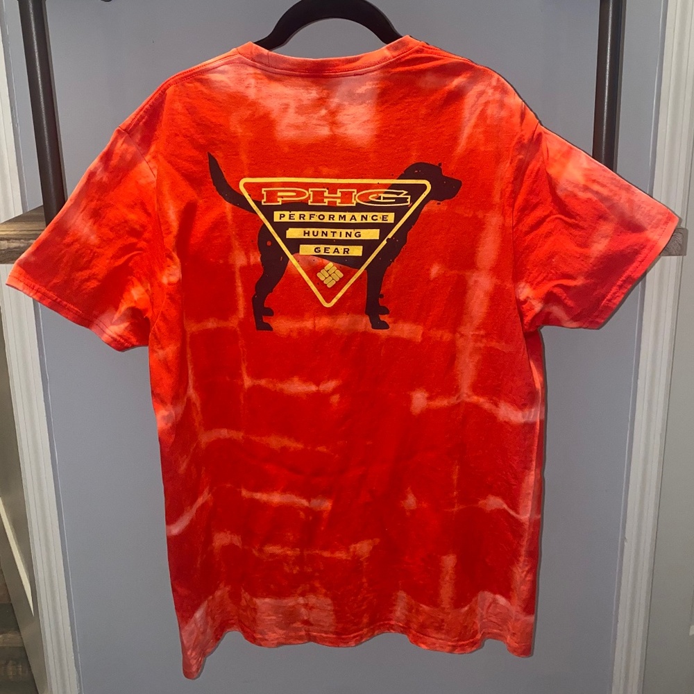 Columbia PHG Red Tye Die T-Shirt - Men's Large